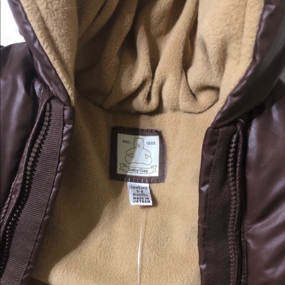 🆕Gap Baby brown puffer jacket - Picture 2 of 4